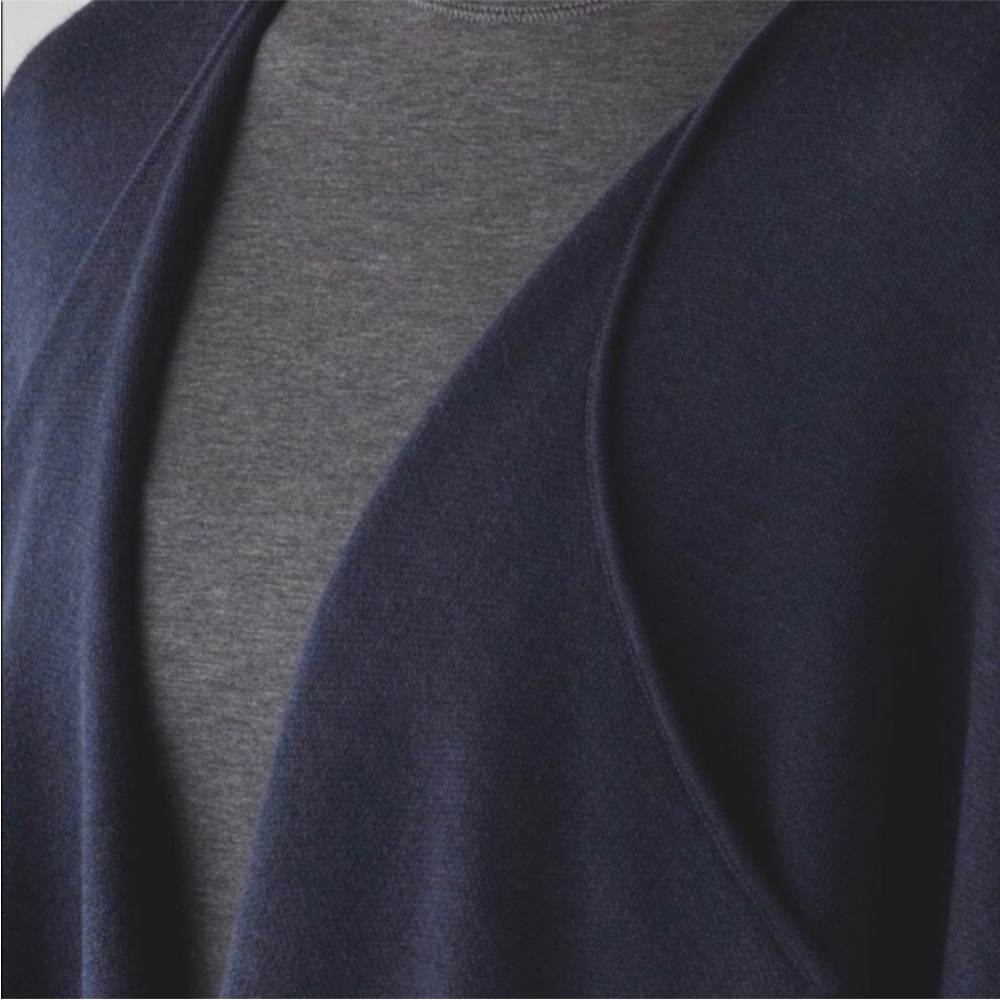 Lululemon After Asana Wrap- Heathered Inkwell one size - Picture 5 of 10